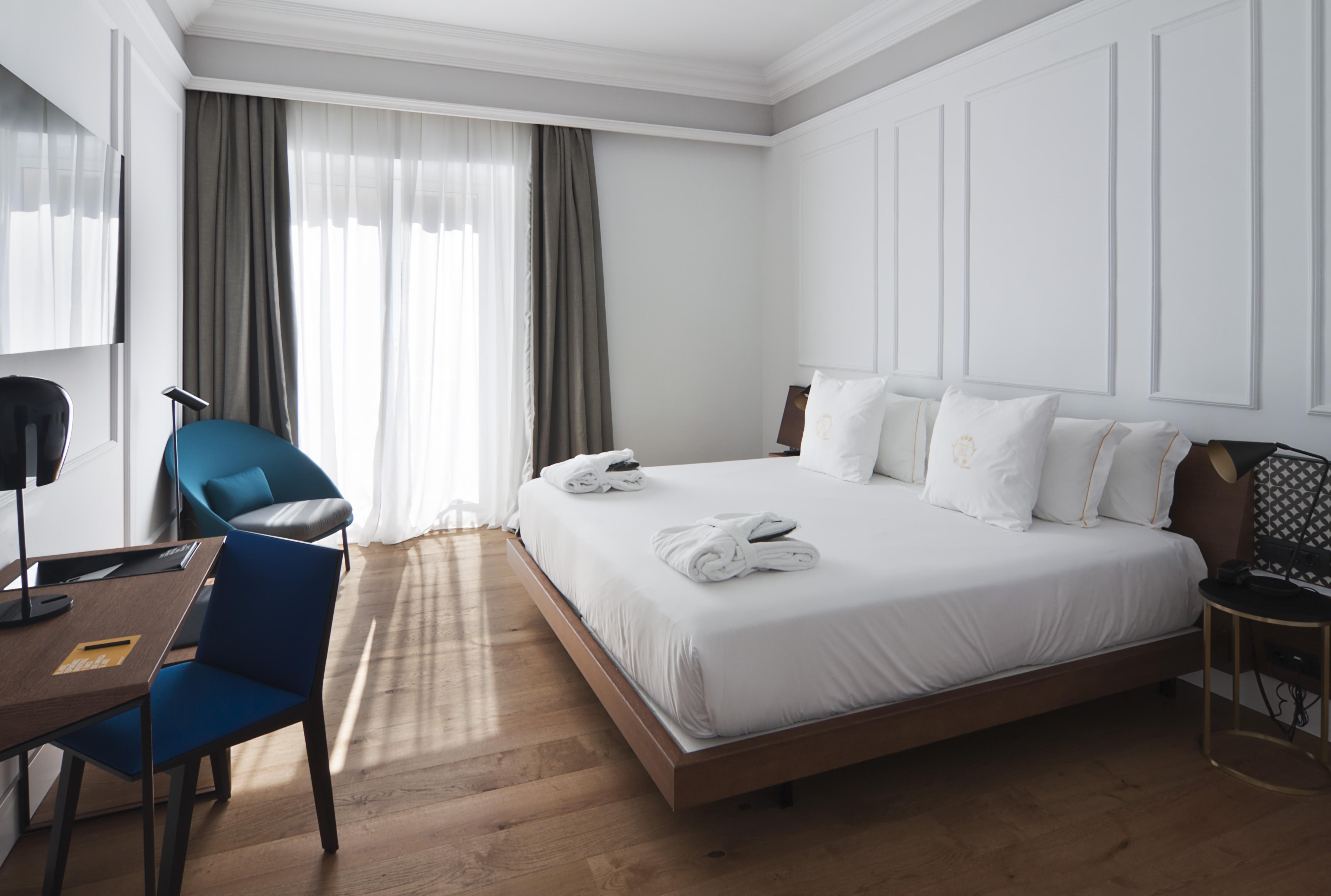 One Shot Reina Victoria Hotell Valencia Exteriör bild