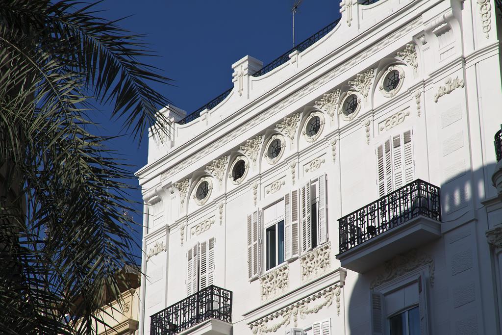 One Shot Reina Victoria Hotell Valencia Exteriör bild